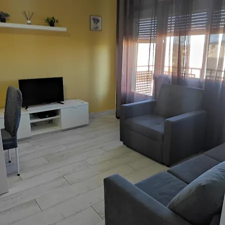 Altomira Apartamento *